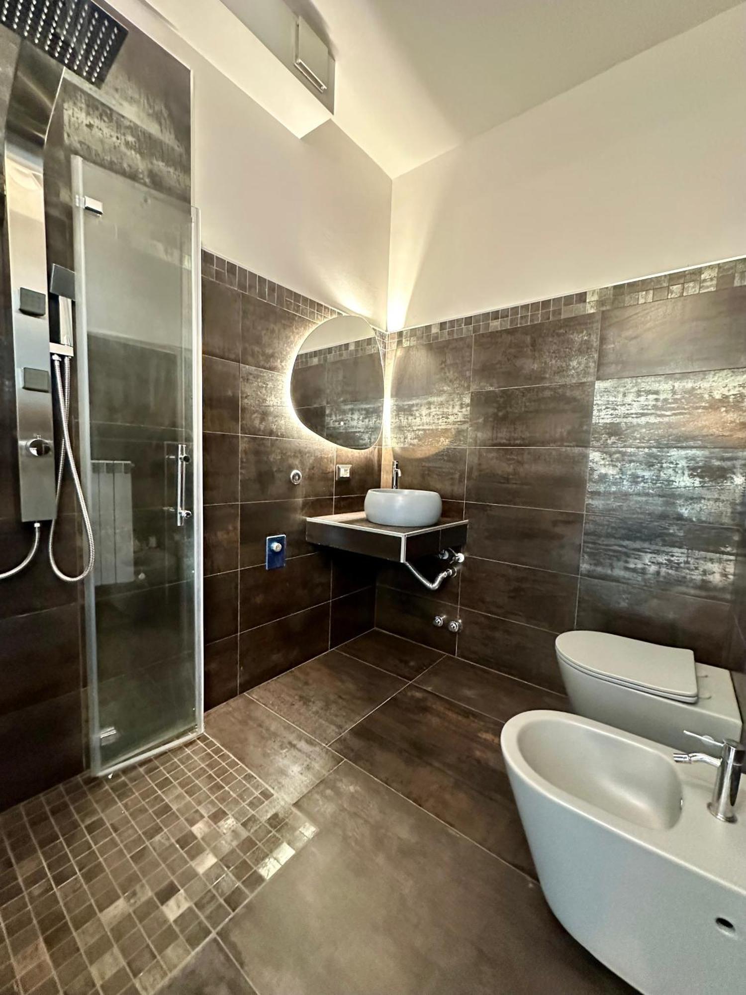 Rivers Retreat - Five Design